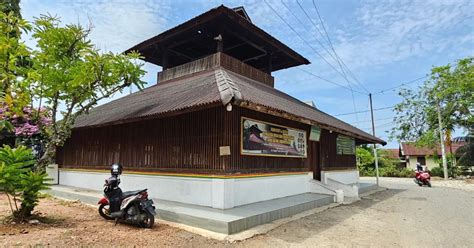 Pesona Dan Sejarah Masjid Tuha Ulee Kareng Saksi Perkembangan Islam Di