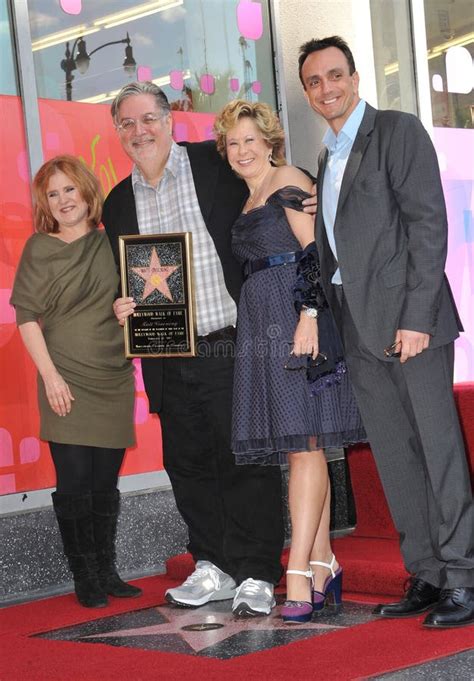 The Simpsons Yeardley Smith Nancy Cartwright Matt Groening Hank