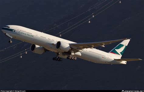 B Kqc Cathay Pacific Boeing Er Photo By Wong Chi Lam Id