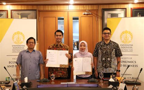 Penandatanganan Memorandum Of Agreement Antara Feb Ui Dan Universiti