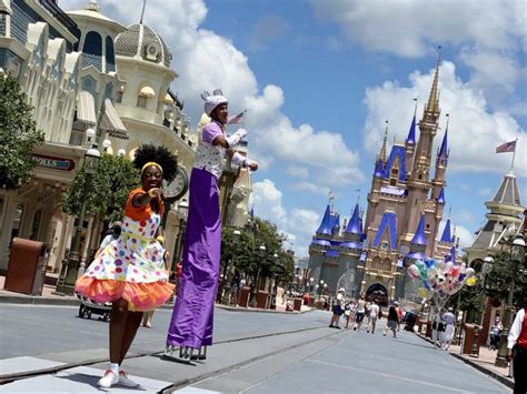 Photo Report Magic Kingdom Cinderella Castle Makeover