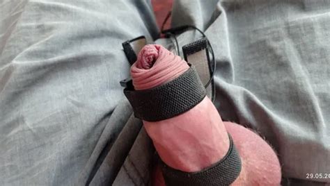 Electro Cum Condom Using And Cum A Lot Of Sperm Cute Electro Sex Toy XHamster