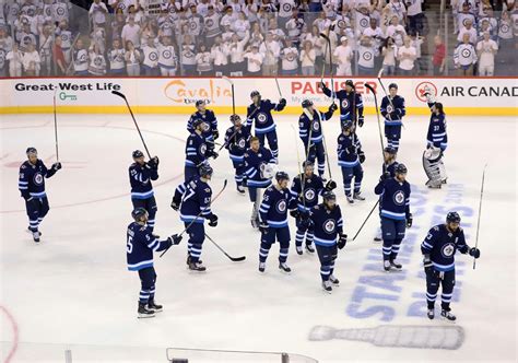 winnipeg jets  reasons  improvement  season