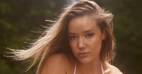 Olivia Ponton Returns For Her 2023 Si Swimsuit Feature And The Pics Are