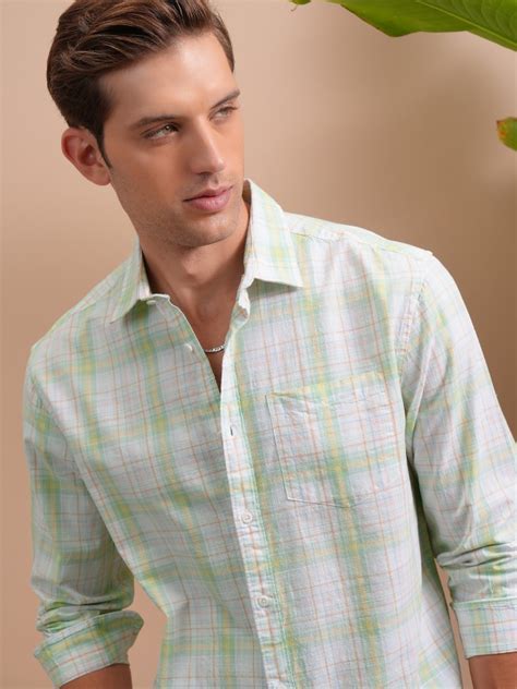 Buy Locomotive Green Checked Regular Fit Casual Shirts For Men Online