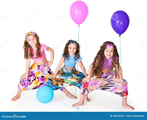 Filles Avec Des Ballons Image Stock Image Du Fond Trois 24578769