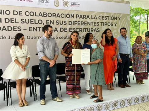 Entrega Insus Escrituras A Familias De Acapulco Instituto