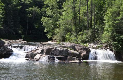 Hiking Near Charlotte NC 33+ Amazing Options for 2024