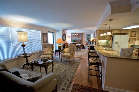 Capitol Lakes | Senior Living Community Assisted Living, Nursing Home ...