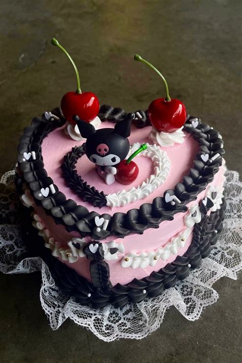 Kuromi cute cake aesthetic 18th Birthday Cake, Cute Birthday Cakes ...