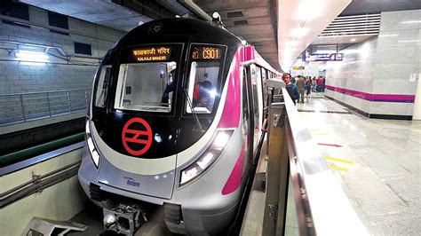 Delhi Metro Phase Project Work On Track Mangu Singh Dmrc Metro