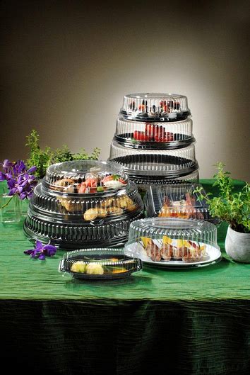 Disposable Serving Trays with Lids