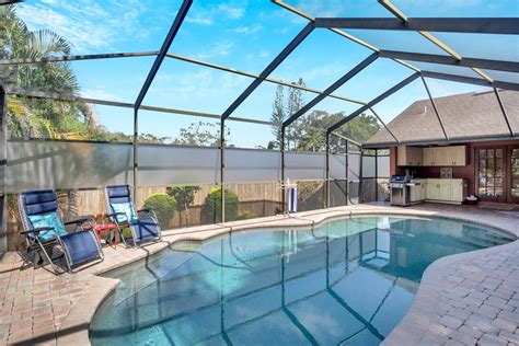 Palm Harbor Paradise — Florida Pool House Vacation Rentals