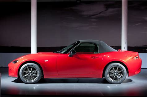 Mazda Mx Neues Modell Des Cabrios Feiert Weltpremiere Der Spiegel