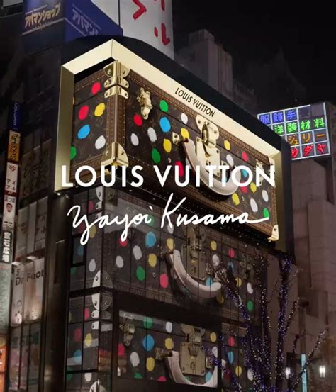 This Louis Vuitton Animated Billboard In Tokyo Rnextfuckinglevel