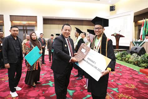 Gubernur Arinal Berpesan Agar Para Wisudawan Uml Jadi Penggerak