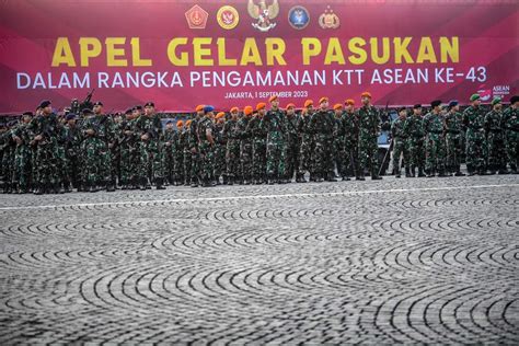 Tni Kerahkan Satgas Kawal Ktt Asean Kapal Perang Hingga