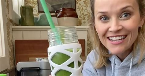 Reese Witherspoons Green Smoothie Recipe On Instagram Popsugar