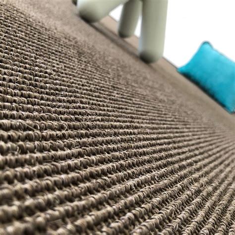 Tapis De Salon Sur Mesure En Sisal Gris Finition Gans E Inspiration Luxe