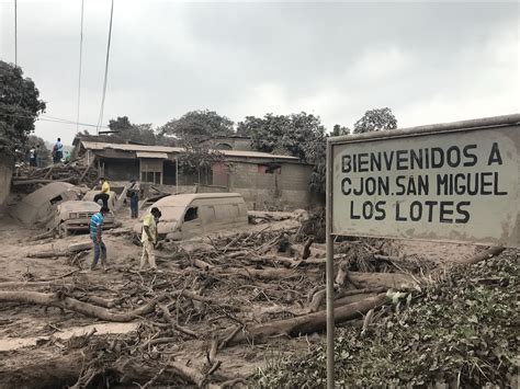 Emisoras Unidas Volcán de Fuego destruyó 186 casas y están en riesgo 750