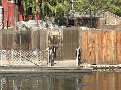 Walls Up On Tom Sawyer Island Near ‘fantasmic Fire Site Davy