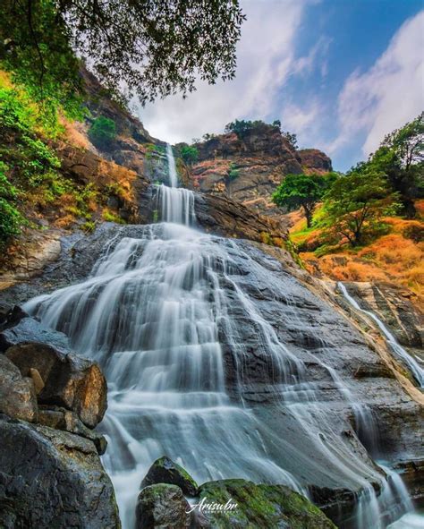 Curug Cikanteh Wisata Air Terjun Bertingkat Di Geopark Ciletuh