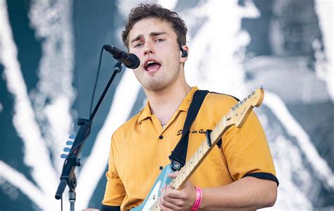 Sam Fender Cancels Us Tour To Focus On Mental Heath