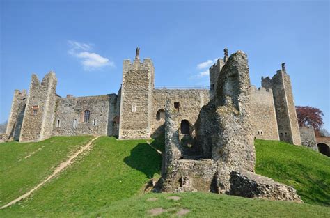 Framlingham Castle on AboutBritain.com