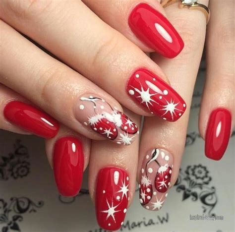 30 Easy Christmas Gel Nails With Festive Look Inspired Beauty