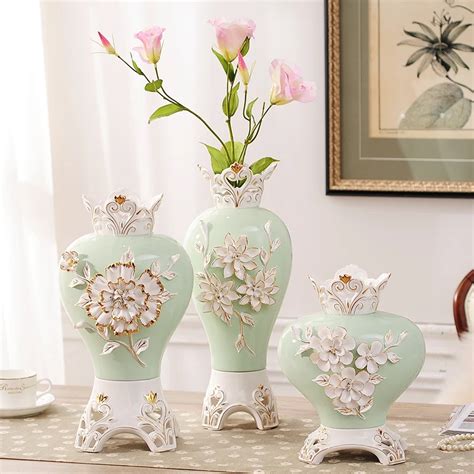 Fashion Tabletop Ceramic Flower Vase Flower Design Home Decoration Vase Dining Table Decoration