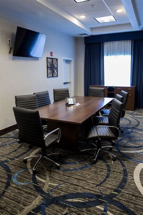 holiday inn express suites edwardsville 1000 plummer dr edwardsville ...