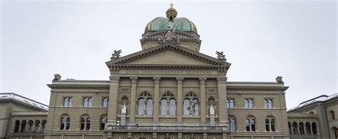 Le parlement suisse approuve le mariage pour tous | JDM