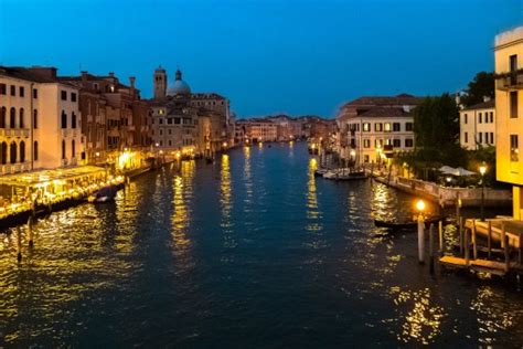 Fotos gratis barco puente amanecer río canal Paisaje urbano