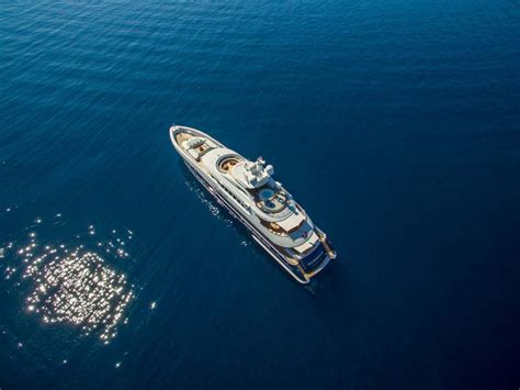 SIROCCO - Simpson Yacht Charter | Luxury Yacht Charter Deals