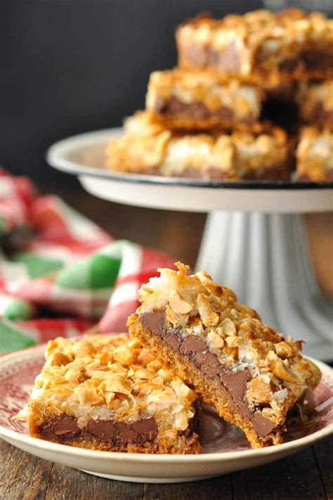 Magic Cookie Bars {Hello Dolly Bars} - The Seasoned Mom