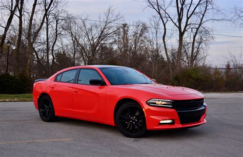 2016 Dodge Charger SXT Review