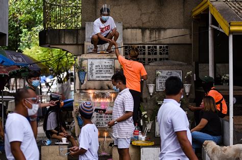 Ilang Tindera Ng Kandila Umaaray Sa Kawalan Ng Kita Ngayong Undas