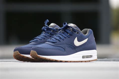 Nike Air Max 1 Essential Midnight Navy Light Bone 537383 401 Shoes