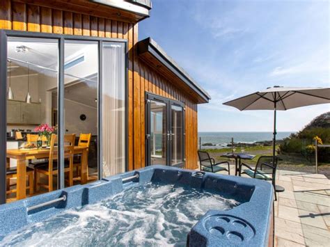 Stunning Coastal Cottages With Hot Tubs Hot Tub Breakaway