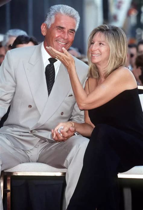 Who is Barbra Streisand husband and how many kids do they have