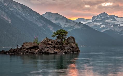 Fonds d ecran 1920x1200 Levers et couchers de soleil Montagnes Eau Île