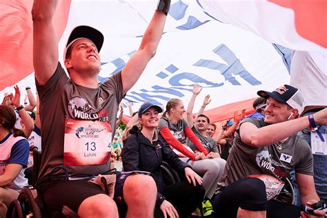 Kilometer Emotionen Und Millionen Der Wings For Life World Run