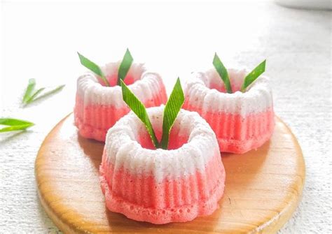 Resep Putu Ayu Merah Putih Oleh Laily Meilia Sari Cookpad