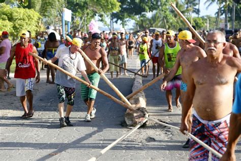 TAYRONE É A PRINCIPAL ATRAÇÃO DA FESTA DA PUXADA DO MASTRO ILHÉUS 24H