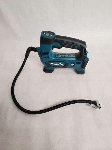 Makita MP100DZ 12V Max CXT Lithium Ion Cordless Inflator Tool Only