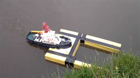 Rc Tug Boat With Homemade Rescue Pontoon For Rc Speedboats Youtube