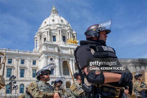 Minnesota State Patrol Photos and Premium High Res Pictures - Getty Images