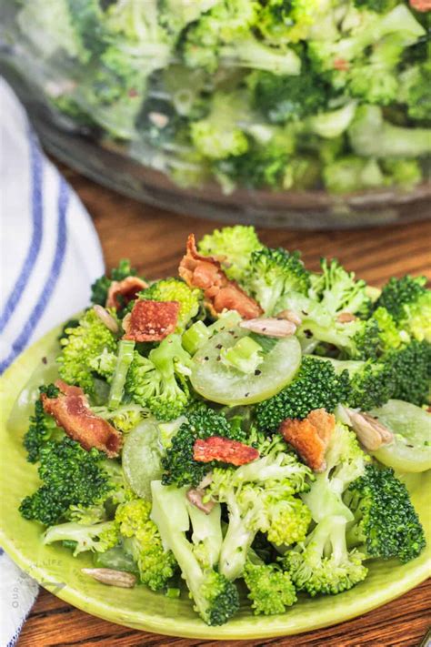 Broccoli Grape Salad Ready In Minutes Our Zesty Life