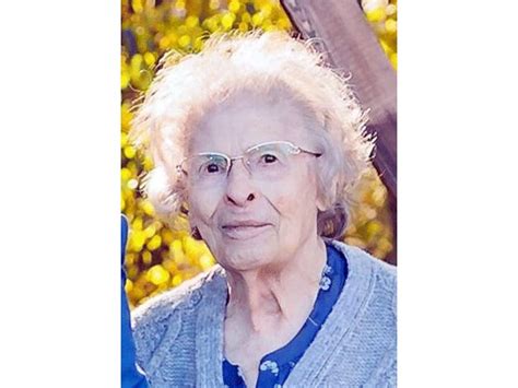 Shirley Roberts Obituary 2023 Bloomington Il The Pantagraph