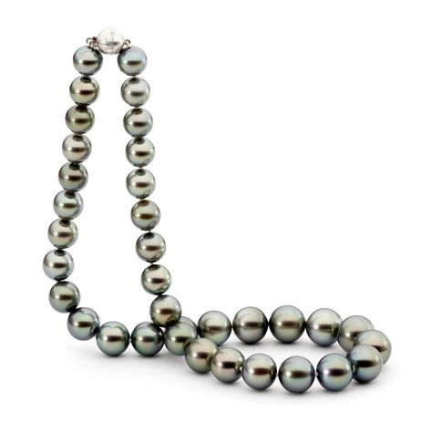 Tahitian South Sea Strand Allure South Sea Pearls